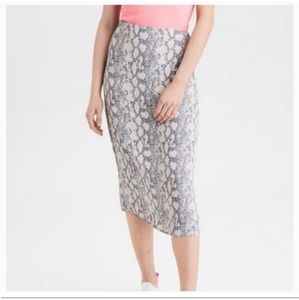 American Eagle Outfitters Snakeskin Print Pencil Midi Skirt Size Small